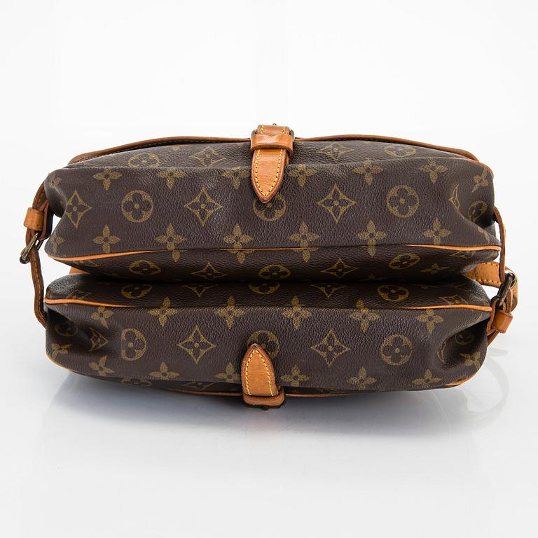 Louis Vuitton, a Monogram Canvas 'Saumur 30' bag.