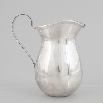 Kanna, silver, Wallens Guld- och Silversmide, Stockholm 1951.