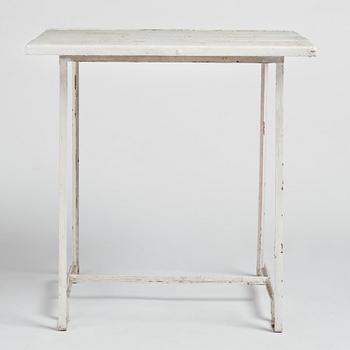 Carl Hörvik, a garden table, possibly produced by Thulins vagnfabrik, Skillingaryd.