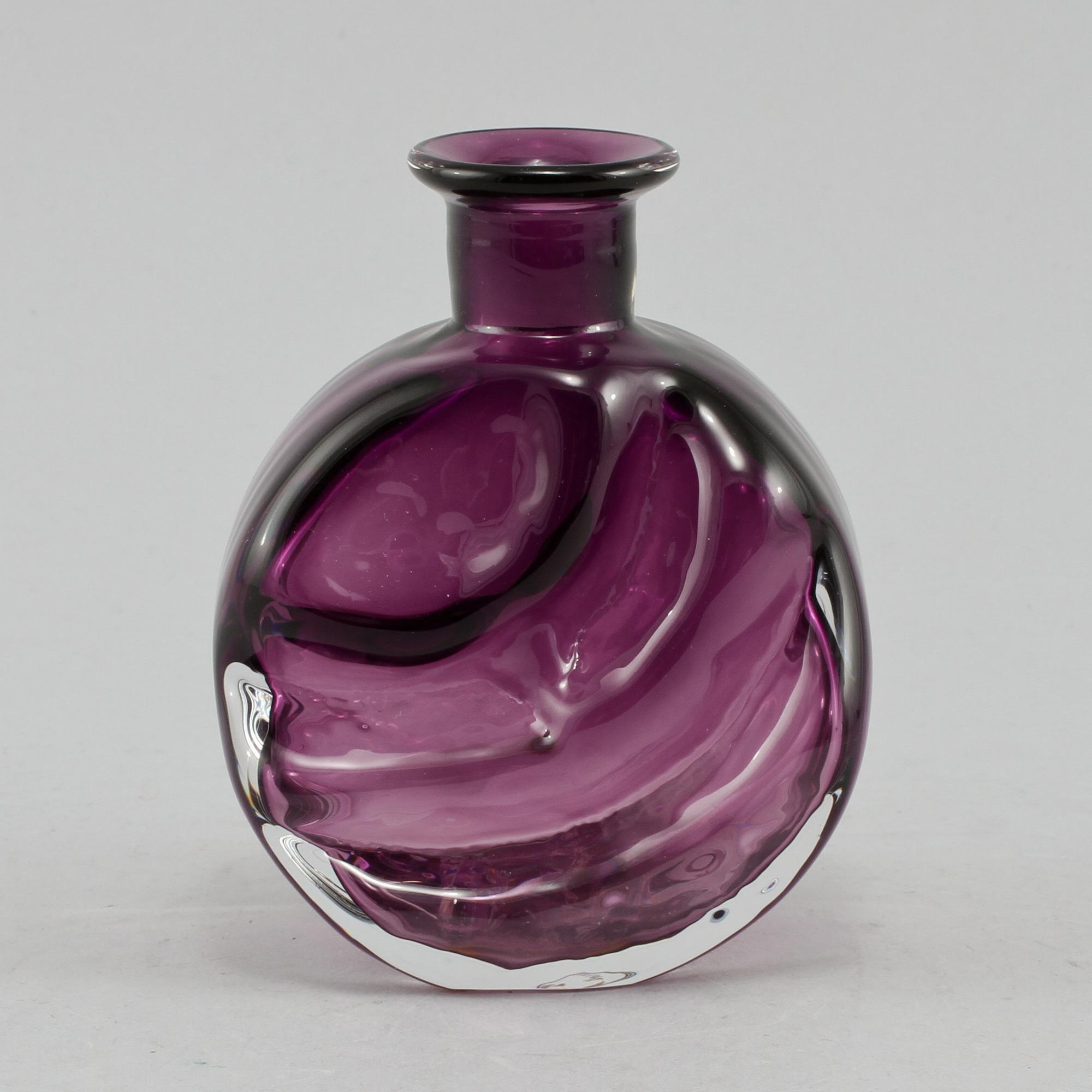 VAS, glas, Lars Hellsten, Orrefors, 1900-talets andra hälft.