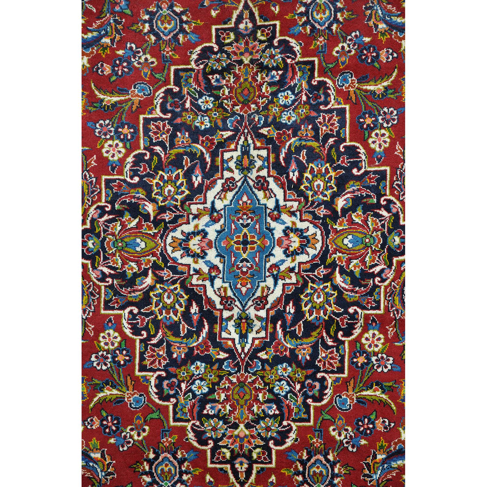 Matta, Keshan, ca 425 x 315 cm.