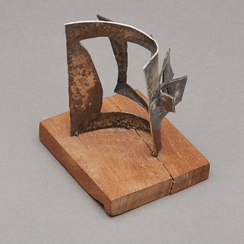 ARNE JONES, skulptur, silver, signerad och daterad -59.