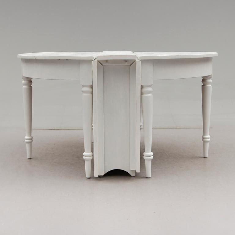 SLAGBORD MED MÅNBORD, 1800-tal.