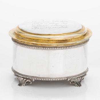 A late 18th-century parcel-gilt silver box, maker's mark of Henrik Frodell, Stockholm 1789.