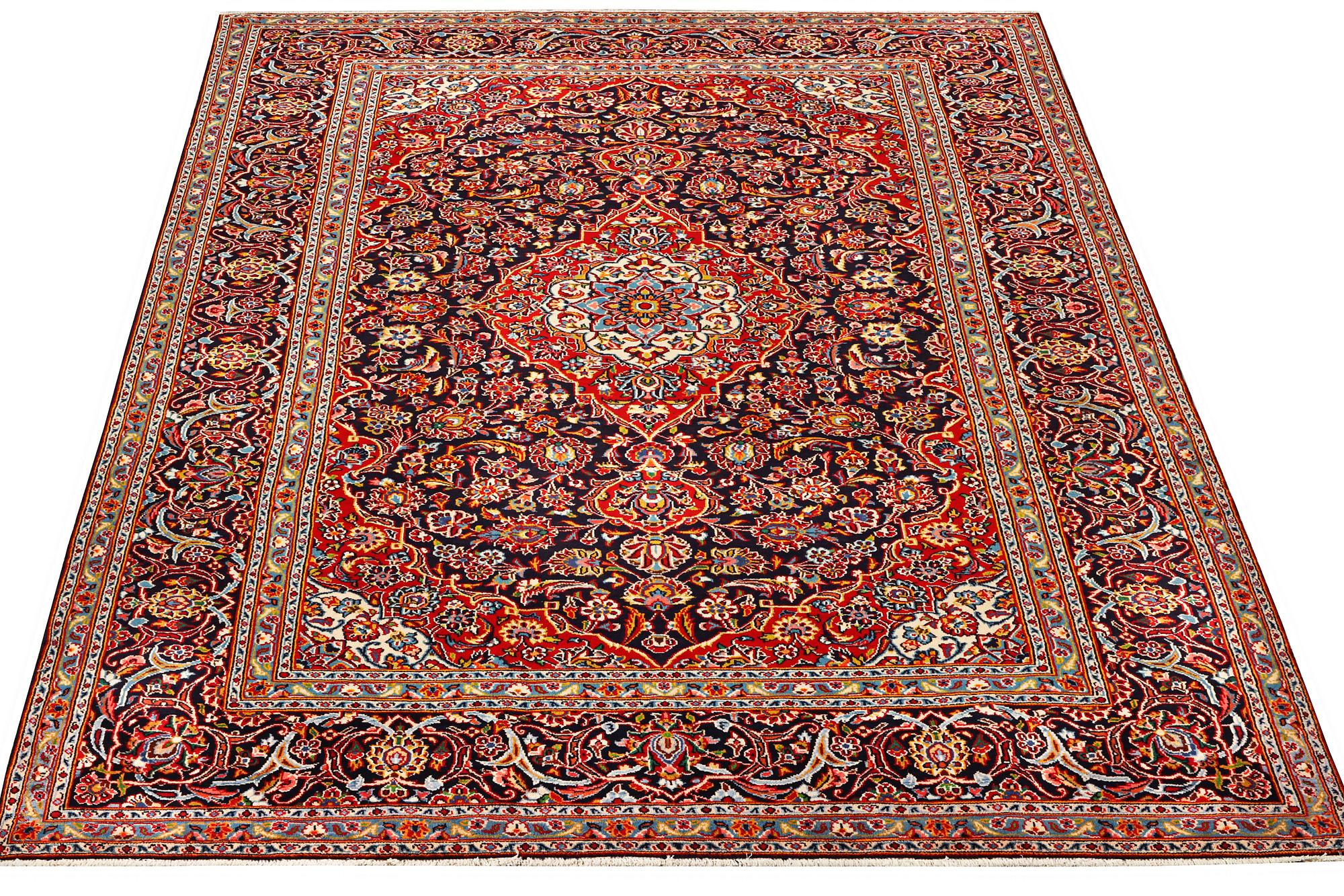 Matta, Keshan, ca 326 x 207 cm.