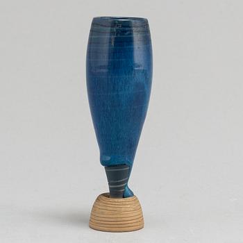 WILHELM KÅGE, a "Farsta Spirea" vase, Gustavsbergs Studio 1958.