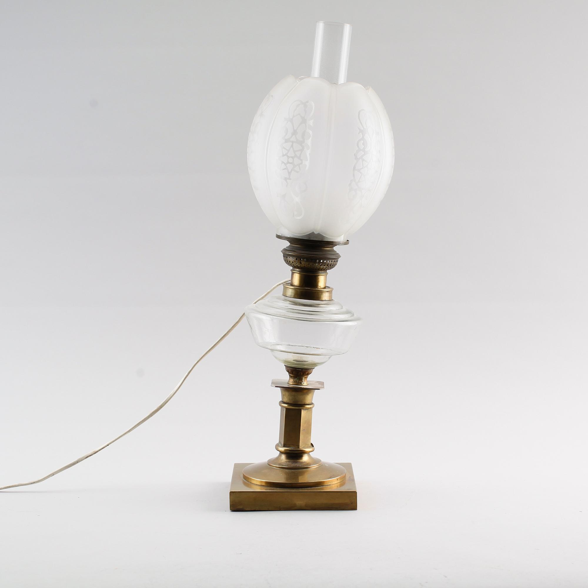 BORDSLAMPA, mässing, omkring år 1900.