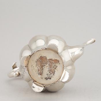 A Swedish 20th century silver coffee-pot, mark of A.G. Dufva, Stockholm 1922.
