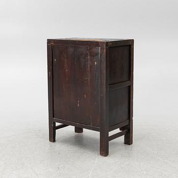 Cabinet, China, 18th/19th century.