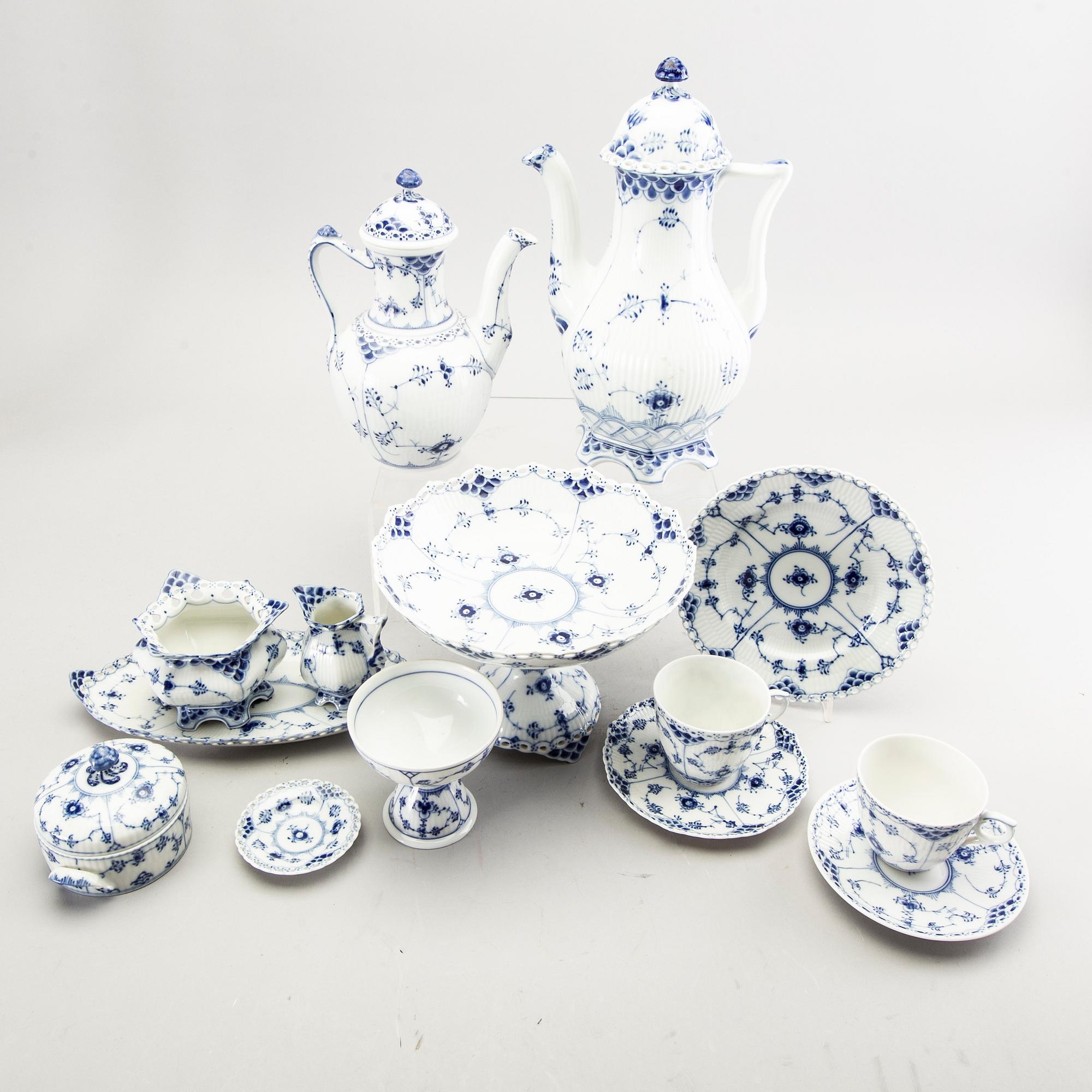 A Royal Copenhagen Musselmalet 74 pcs porcelain service alter part of the 20th century.