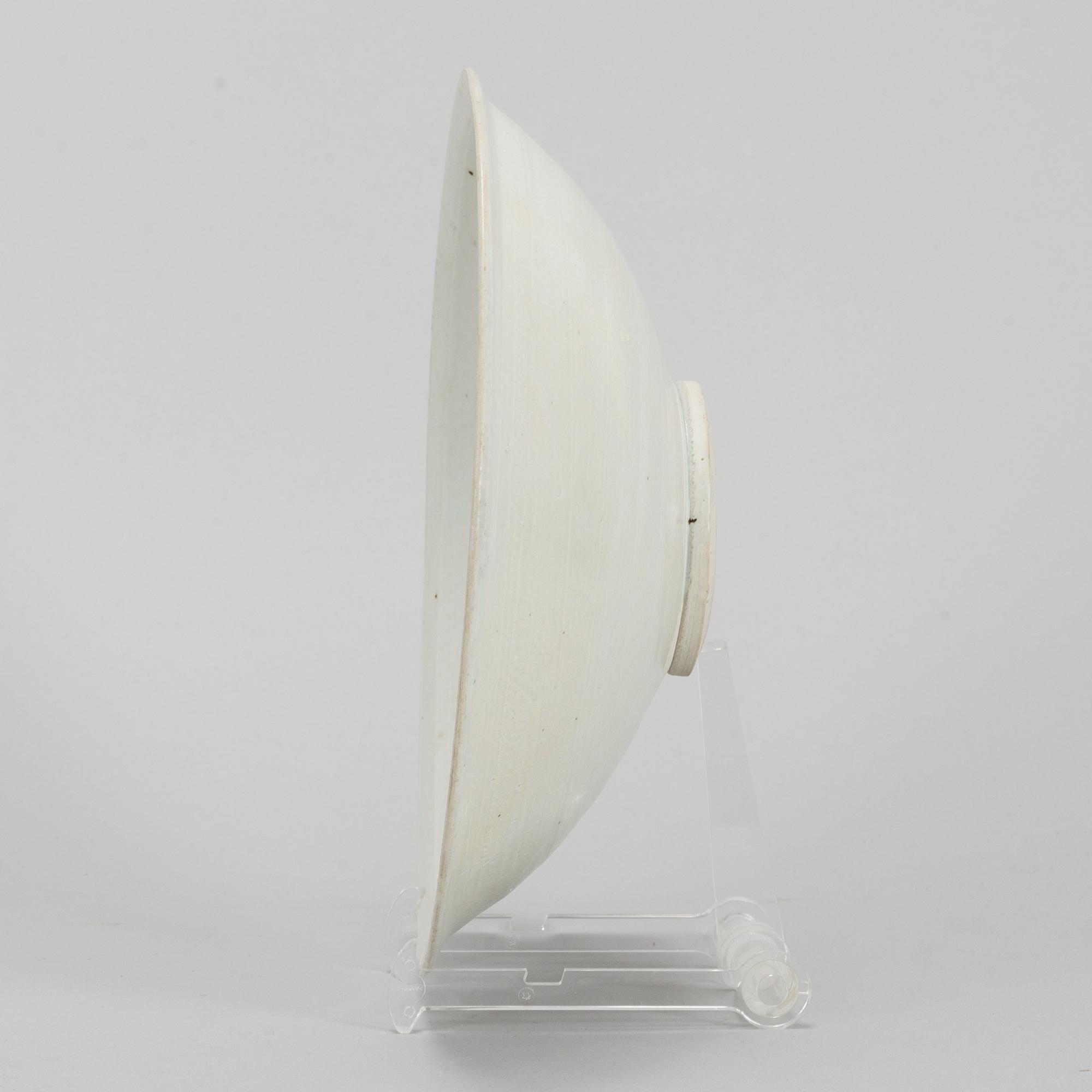 A white glazed dish, Song style.