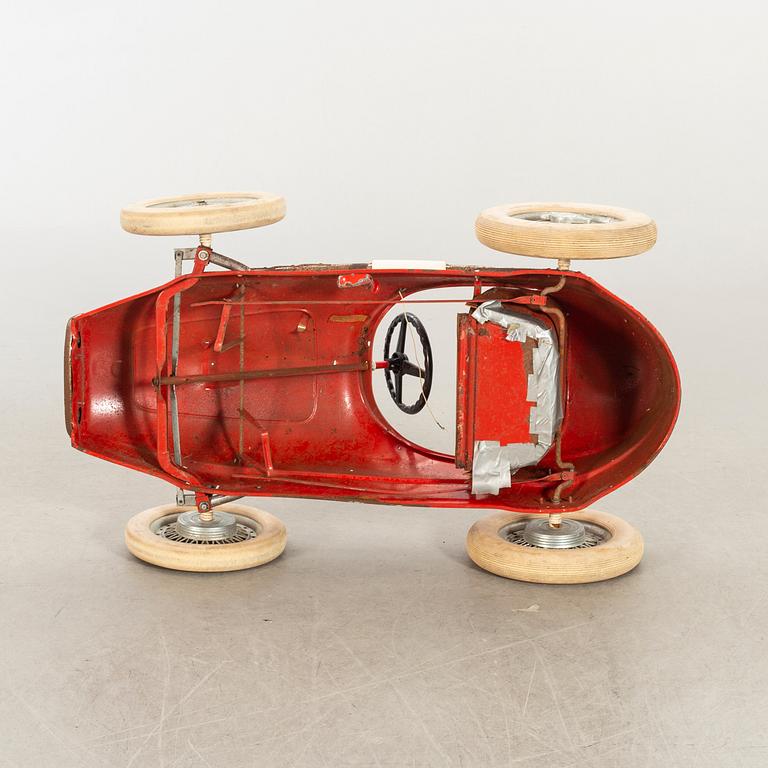 A 1950/60s Giordani pedal car, "Lotus".