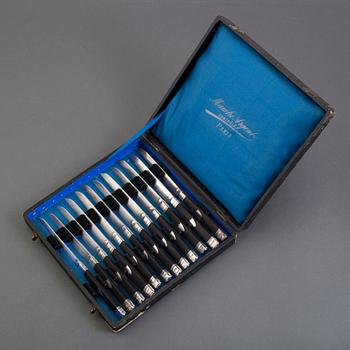 12 French silver and ebony fruit knives, 1809-19.