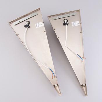 A pair of Swedish wall lamps in glass and metal by LampGustaf AB, late 20th Century.