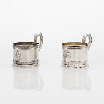 K. Fabergé, teglashållare, ett par, silver, stämplade med hovleverantörsmärke, Moskva 1908-17.