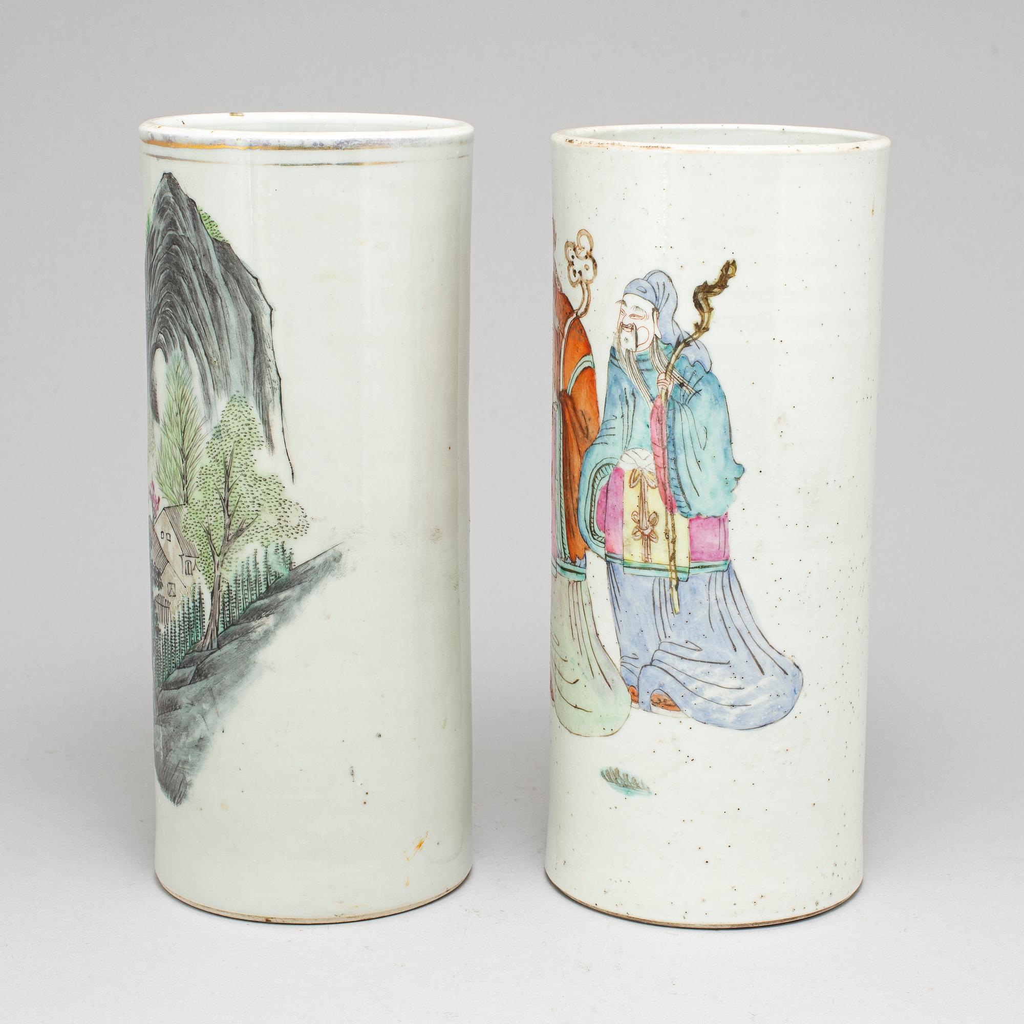 Two Chinese famille rose porcelain hat stands, early 20th century.