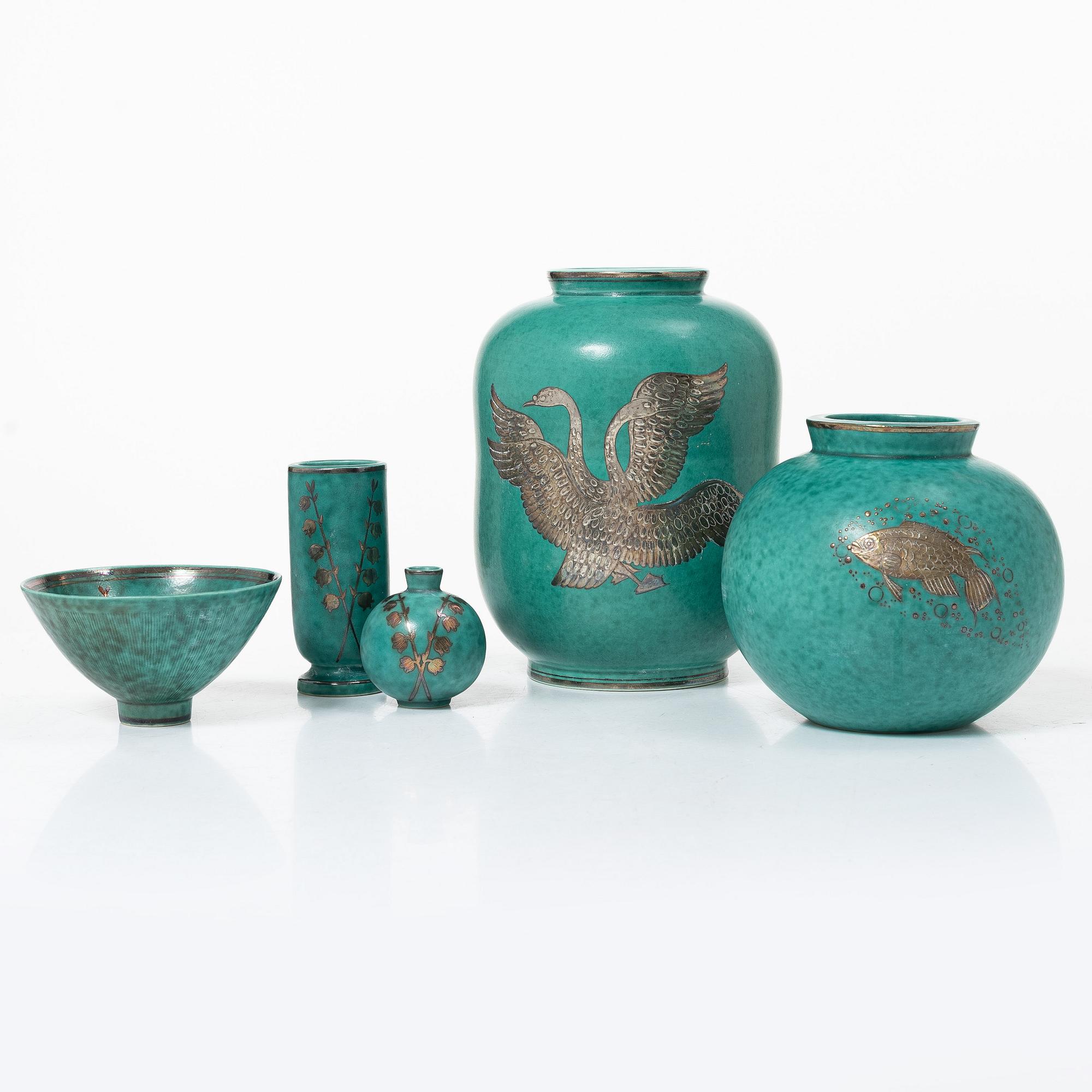 Wilhelm Kåge, A group lot of five Swedish 'Argenta' vessels, 20th century.