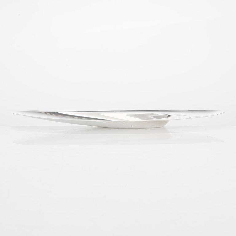 Tapio Wirkkala, TW 114, hopeaa, Kultakeskus, Hämeenlinna 1958. Malli muotoiltu v. 1956.