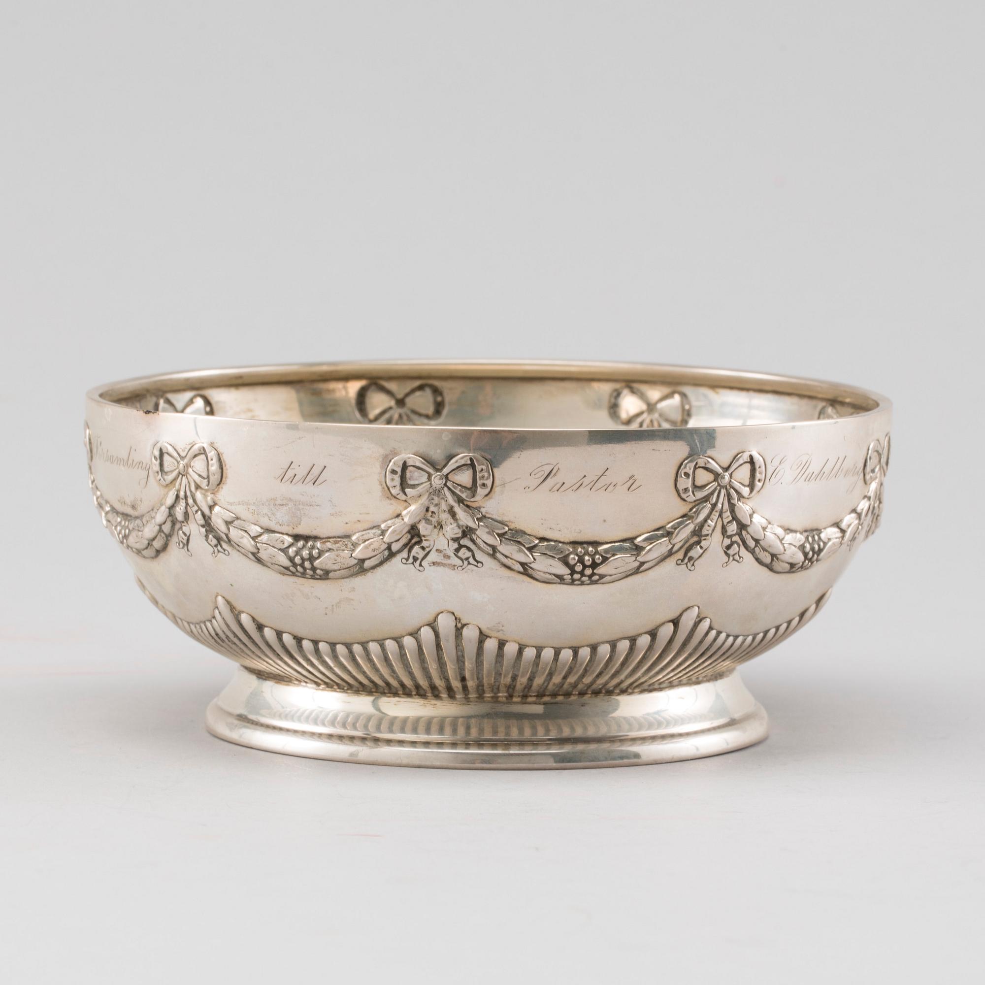 SKÅL, silver, A. Holm. Ystad, 1905. Vikt ca 272 g.