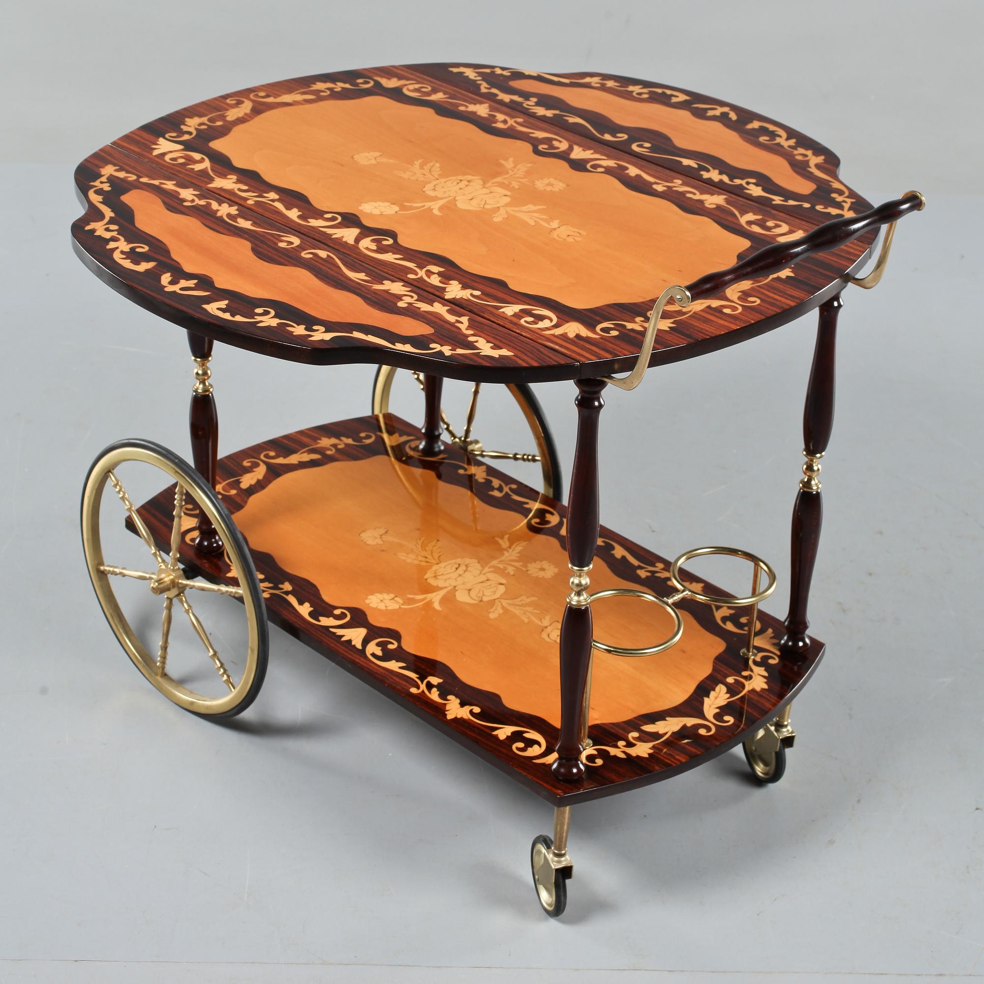 SERVERINGSVAGN, 1900-talets andra hälft.