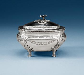 883. A Swedish 18th century silver sugar-casket, makers mark of Daniel Lundström, Stockholm 1775.