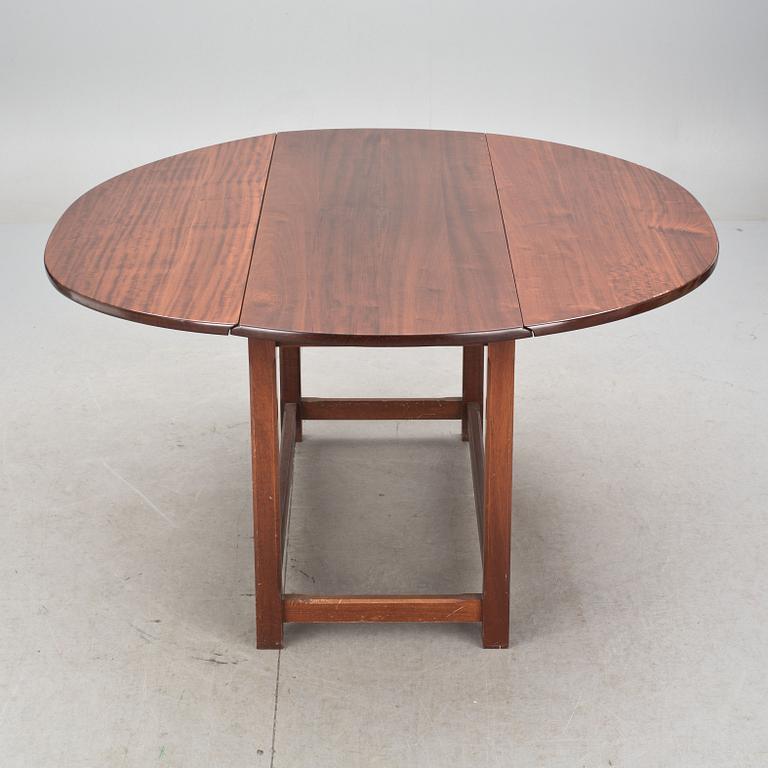 BORD, sk "wake table", engelsk stil, 1900-talets andra hälft.