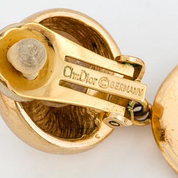 CHRISTIAN DIOR, Earrings.