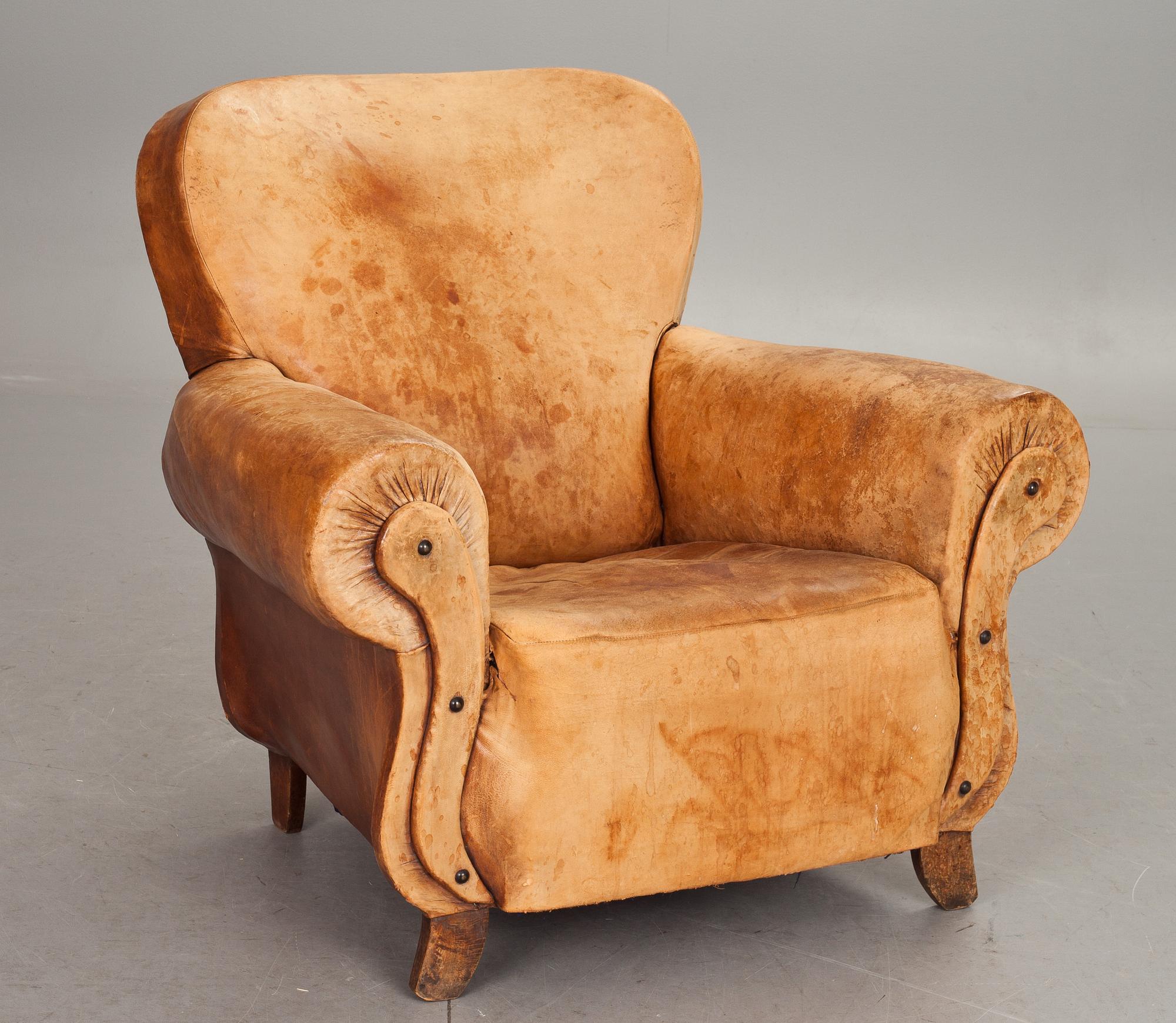 FÅTÖLJ, 1900-talets första hälft.