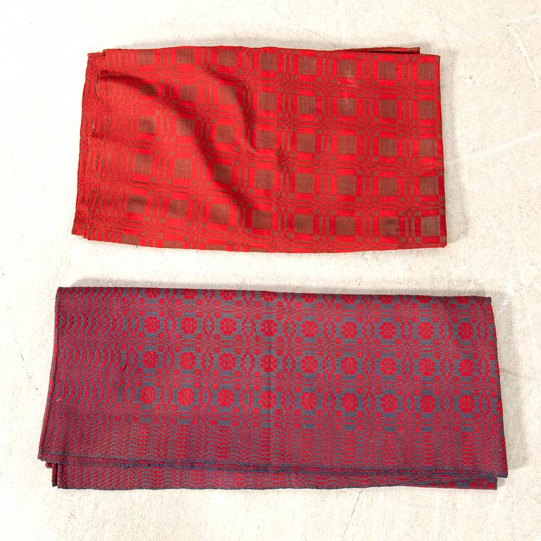 Stone tablecloths 3 pcs early 20th century, approximately 167x135 cm, 170x140 cm, and 172x150 cm.