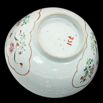 BÅLSKÅL, porslin, Kina, 1700-tal.
