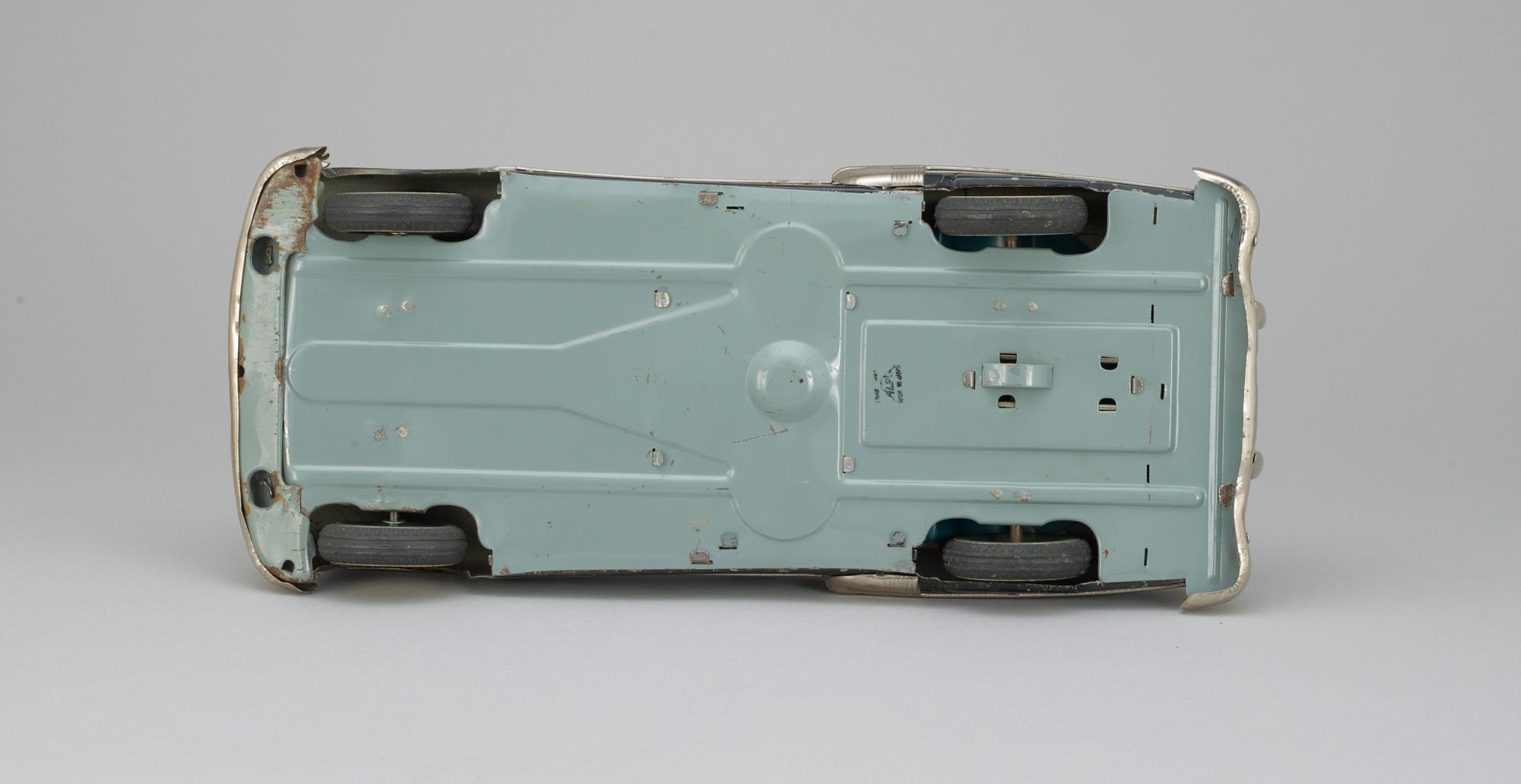 ALPS PACKARD PATRICIAN 400, Japan, 1953.