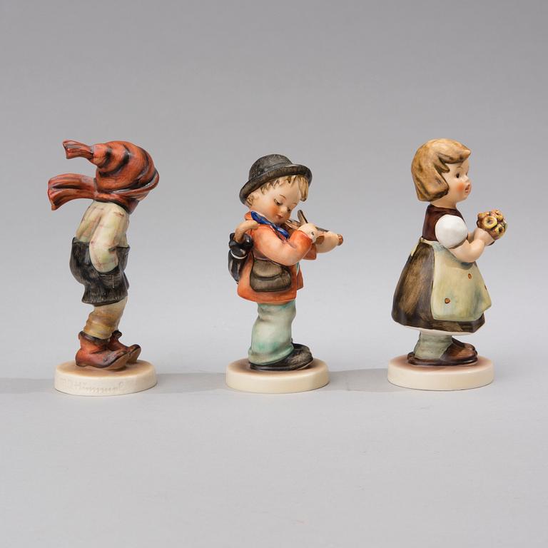 FIGURINER, 3 st, porslin, MJ Hummel, W. Goebel Porzellanfabrik, Tyskland.