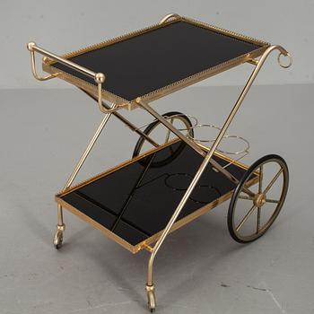 SERVERINGSVAGN, 1900-talets andra hälft.