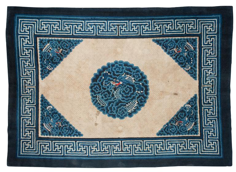 SEMI-ANTIQUE BAOTOU. 184,5 x 262,5 cm.