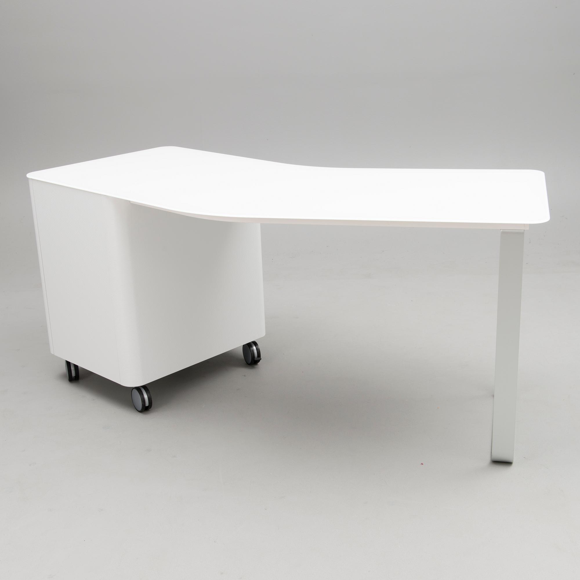 PAGNON & PELHAÎTRE, "Travel Studio Desk", Ligne Roset, France 21st century.