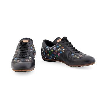 425. LOUIS VUITTON, a pair of black leather monomogram multicolor sneakers.