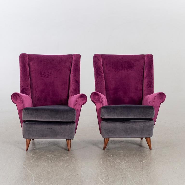 A pair of 1960:s Italian easychairs from ISA.