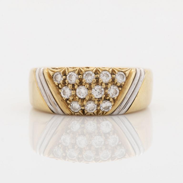 Brilliant cut diamond ring.