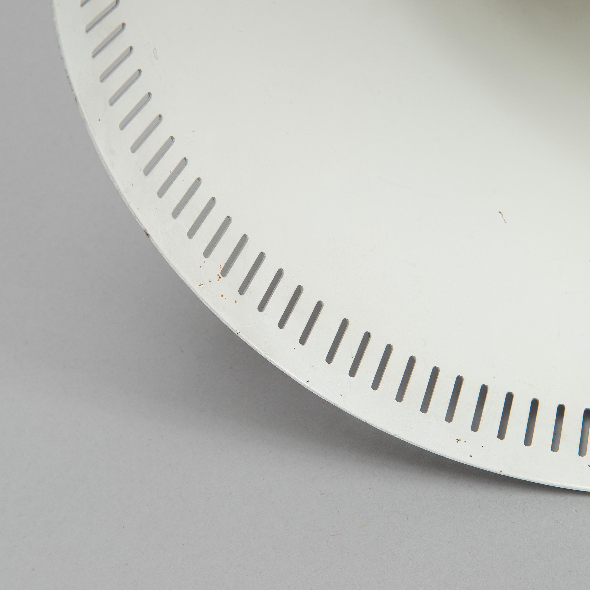 Paavo Tynell, a mid-20th century K10-10 floor lamp for Idman.