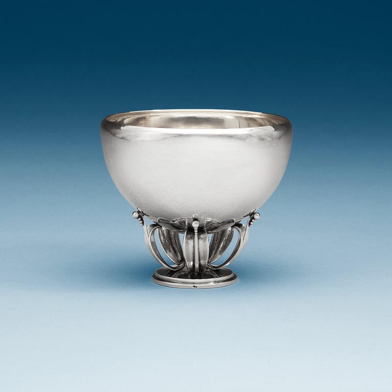 GUSTAV PEDERSEN, skål, Firma Georg Jensen, Köpenhamn 1933-44, sterling.