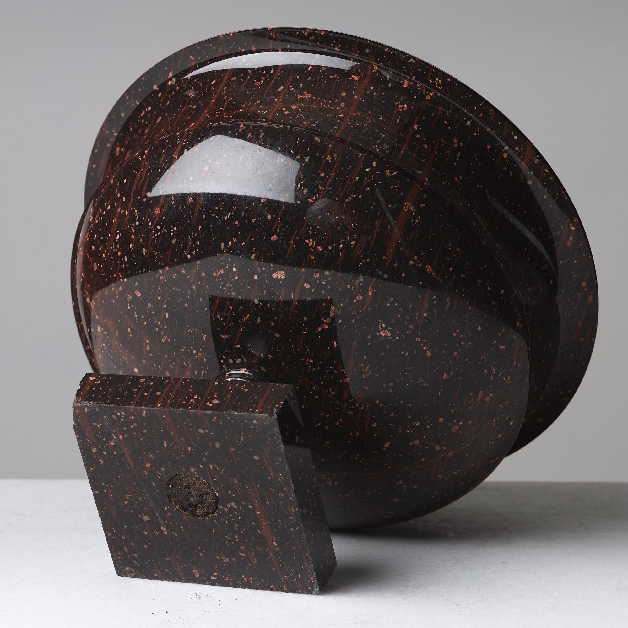 A late Gustavian porphyry bowl, circa 1800.