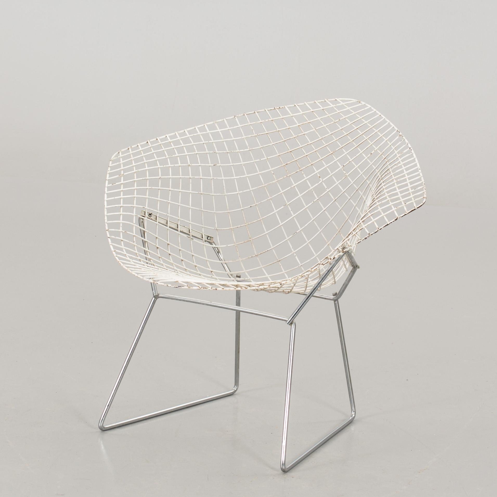 HARRY BERTOIA, "Diamond chair".
