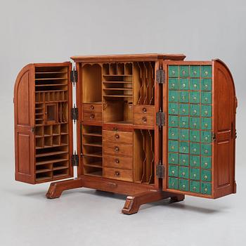 Wooton Desk, USA, late 19th century.