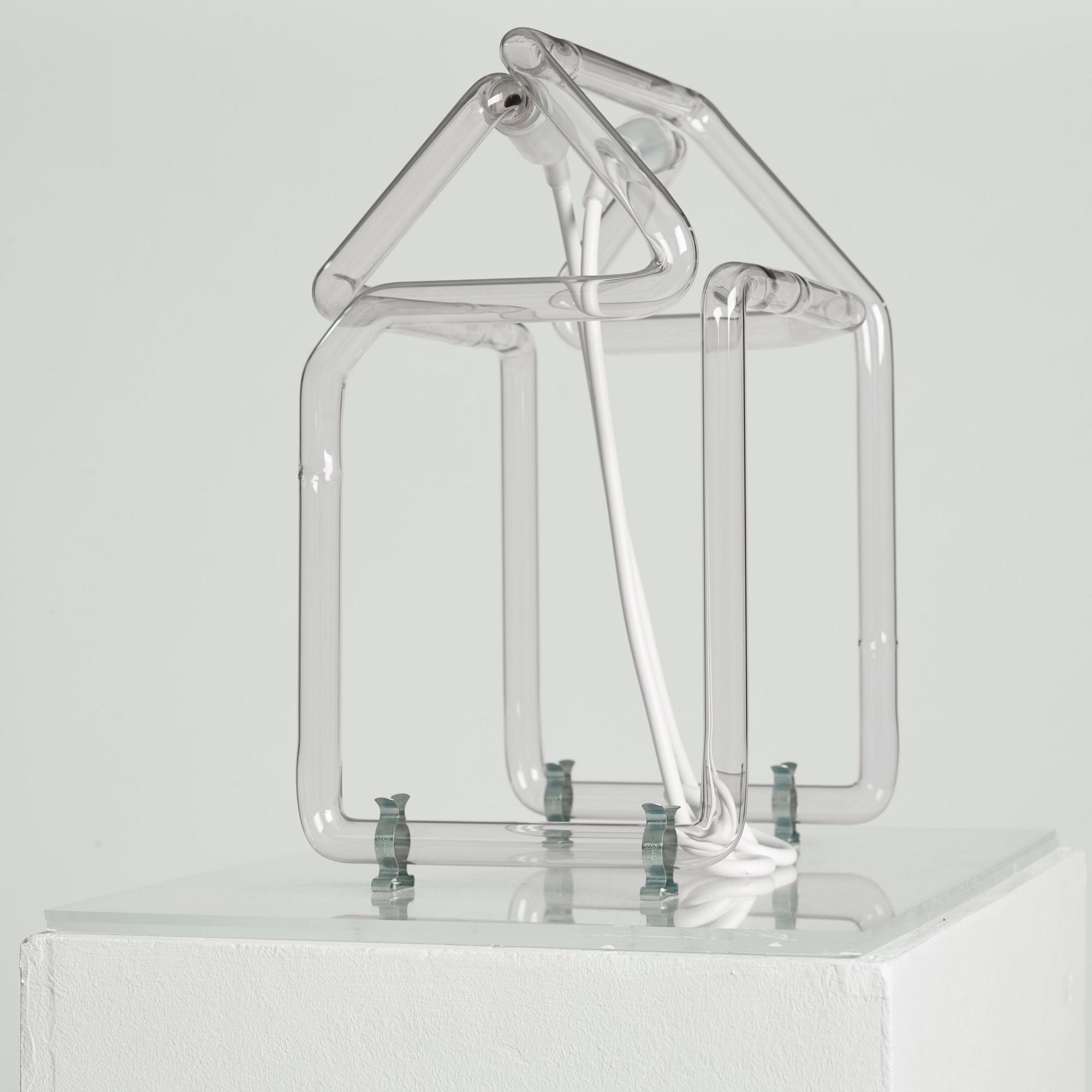 Mikael Richter, "Neonhus".