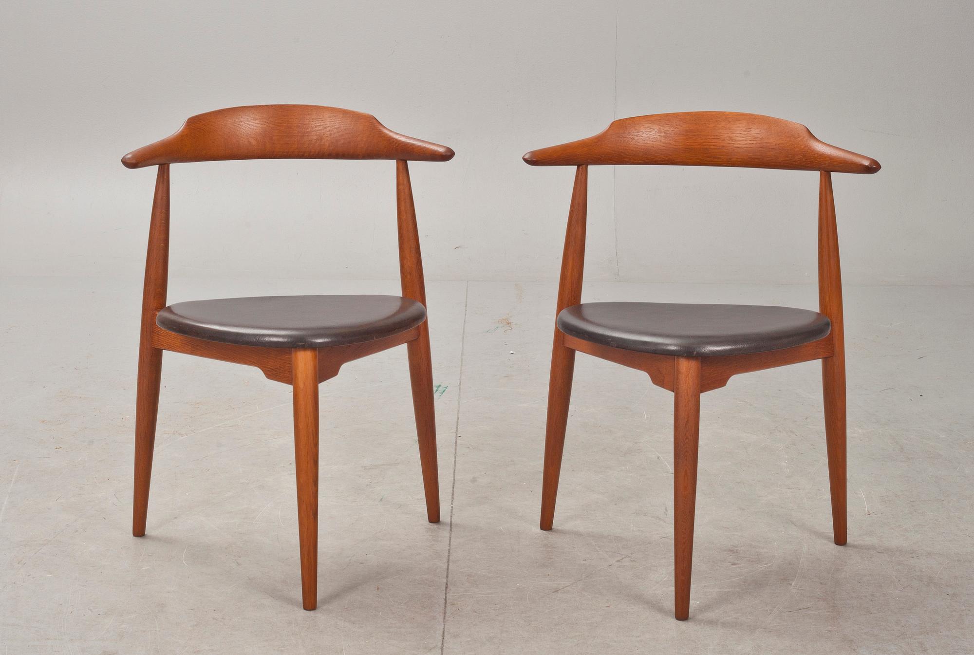 STOLAR, ett par, modell 4104, Hans J Wegner, Fritz Hansen.