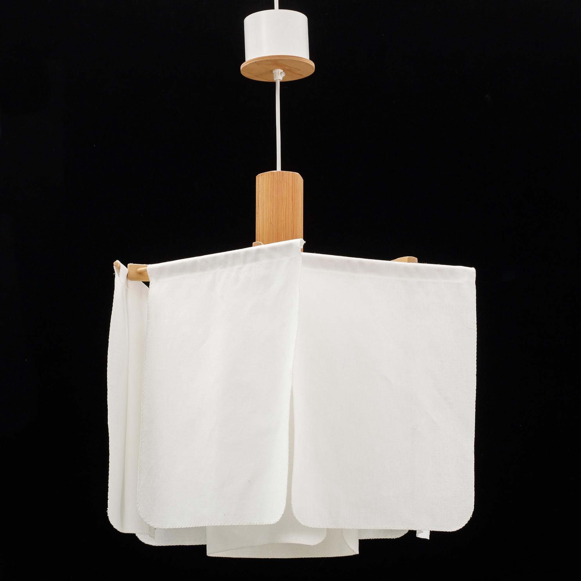 Erik Asmussen, a model 'Kvarnen' ceiling light, Robygge AB, second half of the 20th Century.