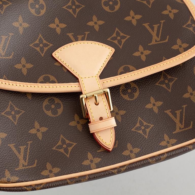 LOUIS VUITTON,