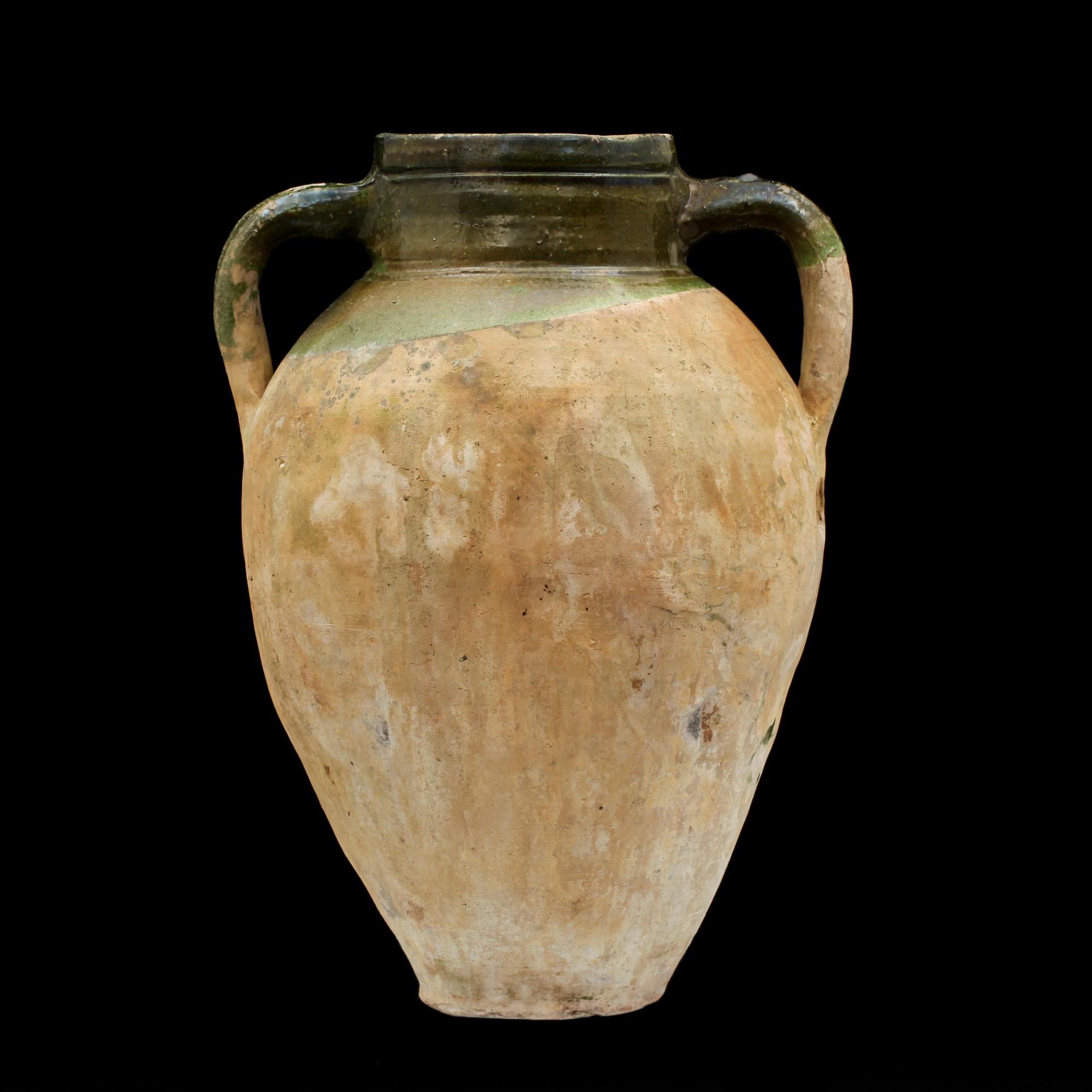 AMFORA, lergods, Medelhavsområdet, 1900-tal.