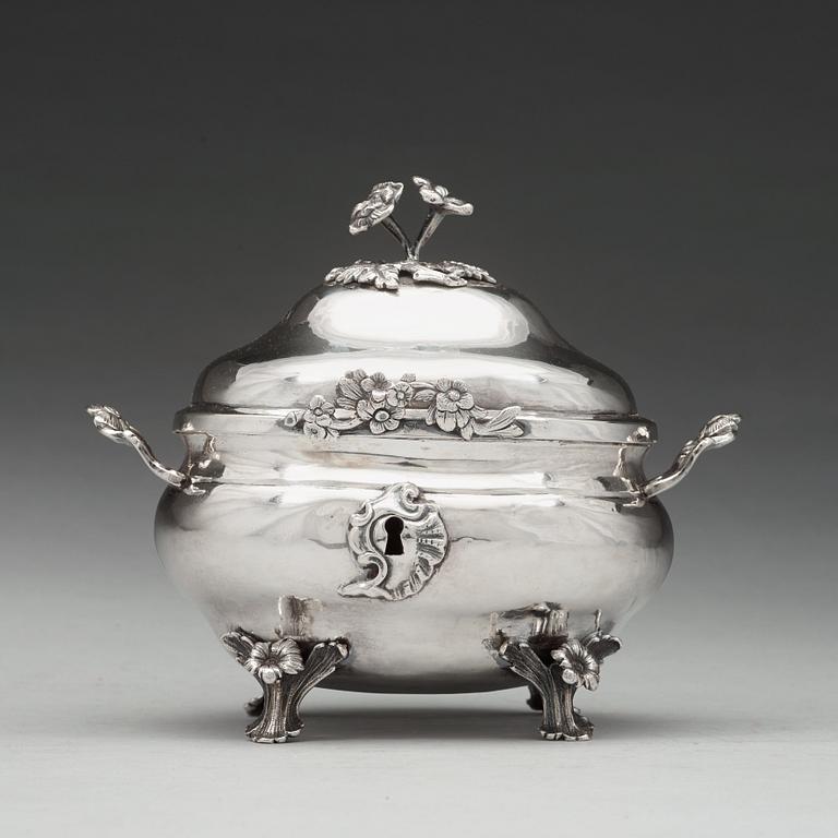 An 18th century silver suagr-casket, unidentified makers mark, Stralsund.