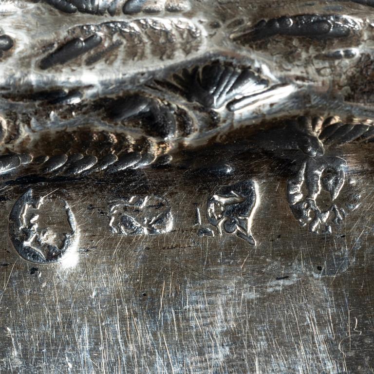 Presentation plate, silver, Baroque style, pseudo-hallmarks, circa 1900.